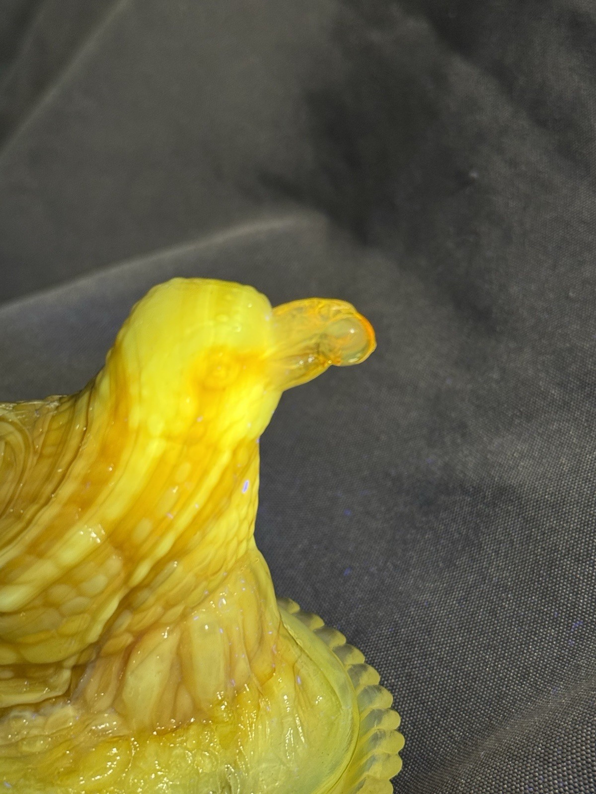Vintage Yellow Slag Glass Nesting Robin Nest Bird & Berry Covered Dish