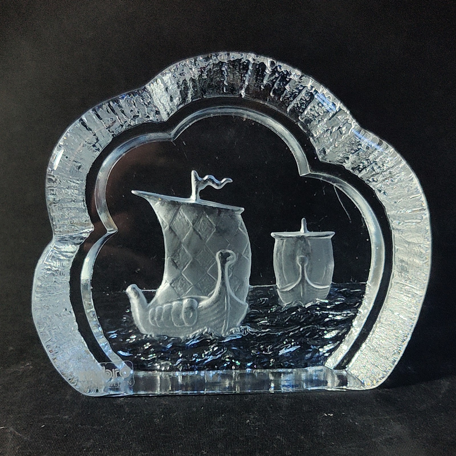 NYBRO VIKING SHIPS SCULPTURE, Intaglio Crystal, 5 1/4″, Sweden, SIGNED