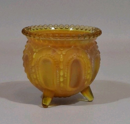 Boyd Glass Gypsy Pot Cauldron Toothpick Candle Holder Yellow Orange Slag UV Glow