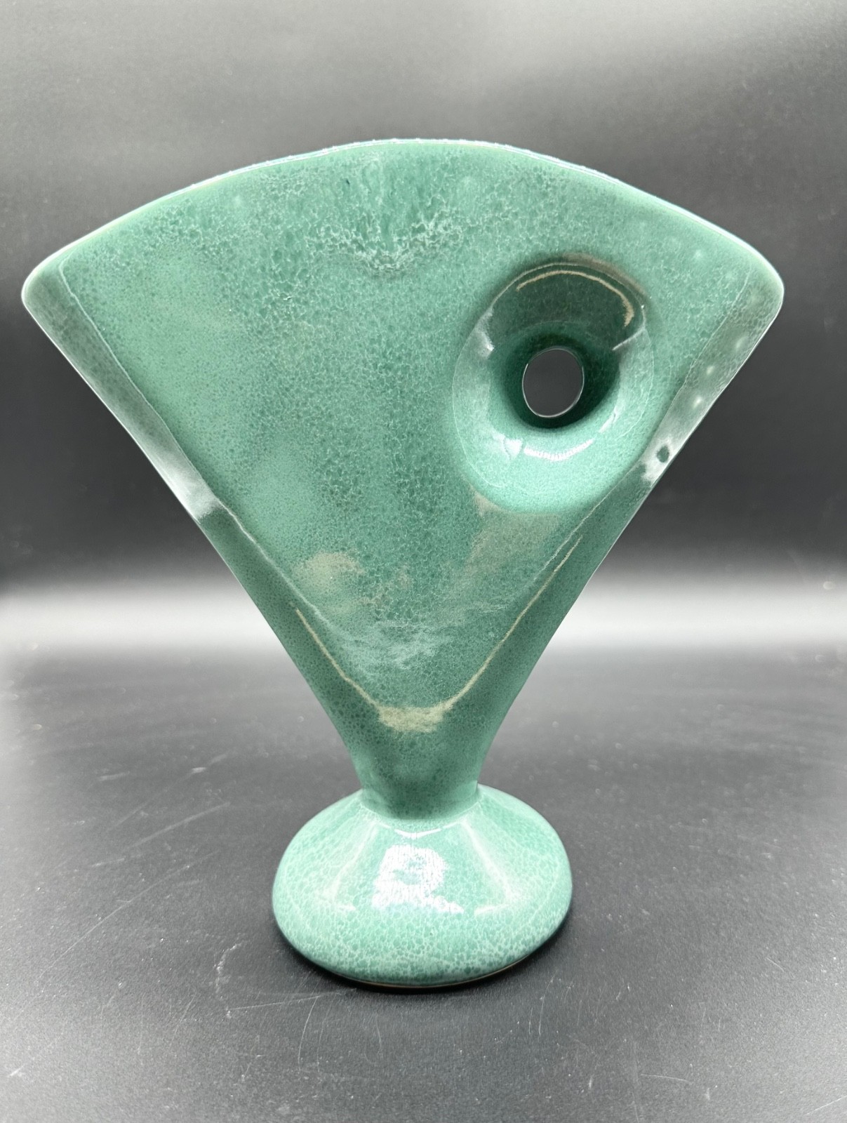 Vintage Anna VAN BRIGGLE FAN BUD VASE Art Pottery Glaze 7 5/8” Tall