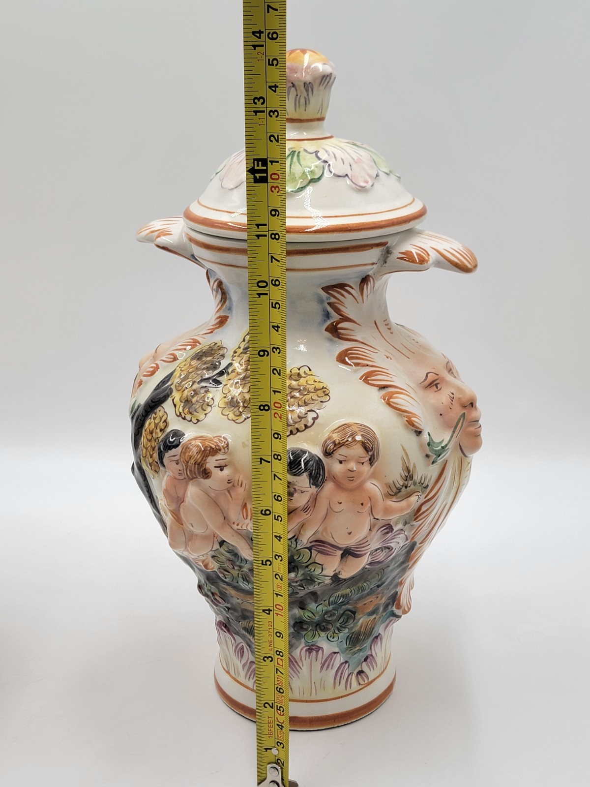 Vintage Set Of 2 Capodimonte Italy Porcelain Cherrubs Handpainted Lidded Urns.