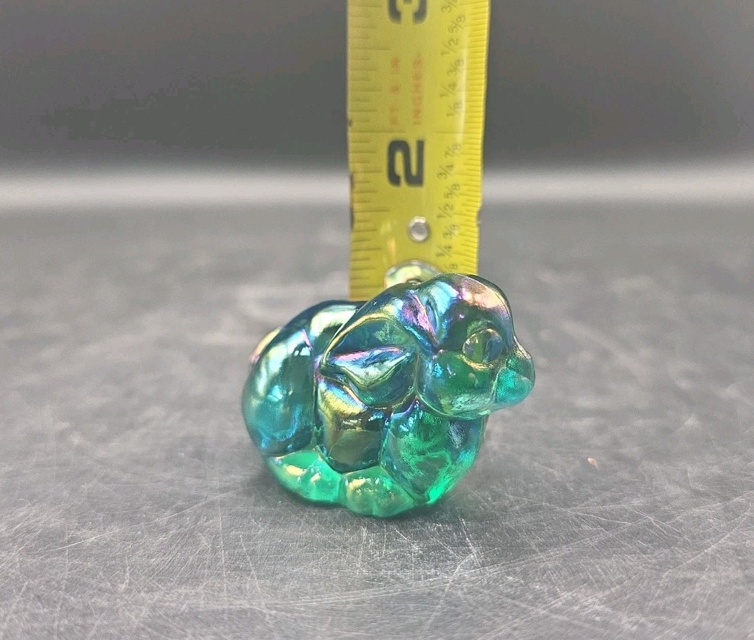 vintage Fenton Glass miniature bunny figurine