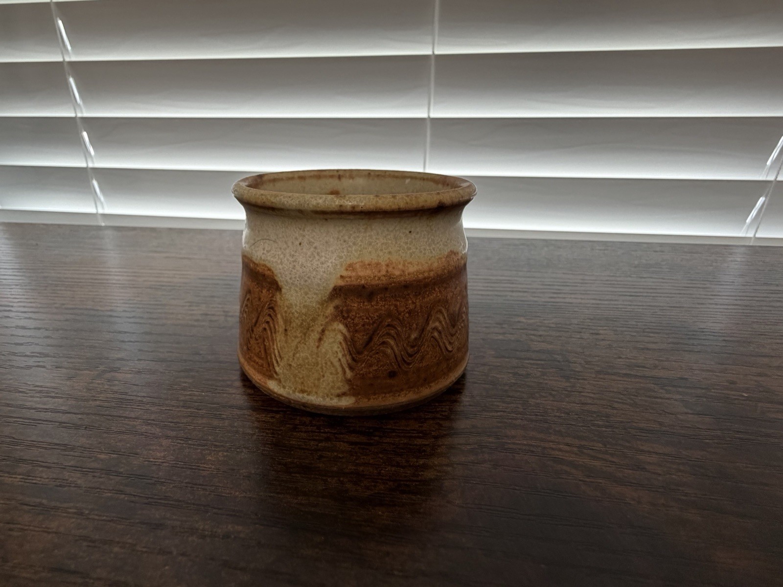 Ceramic Pottery Small Earth Tones Brown & Tan RS Signature 2″ T