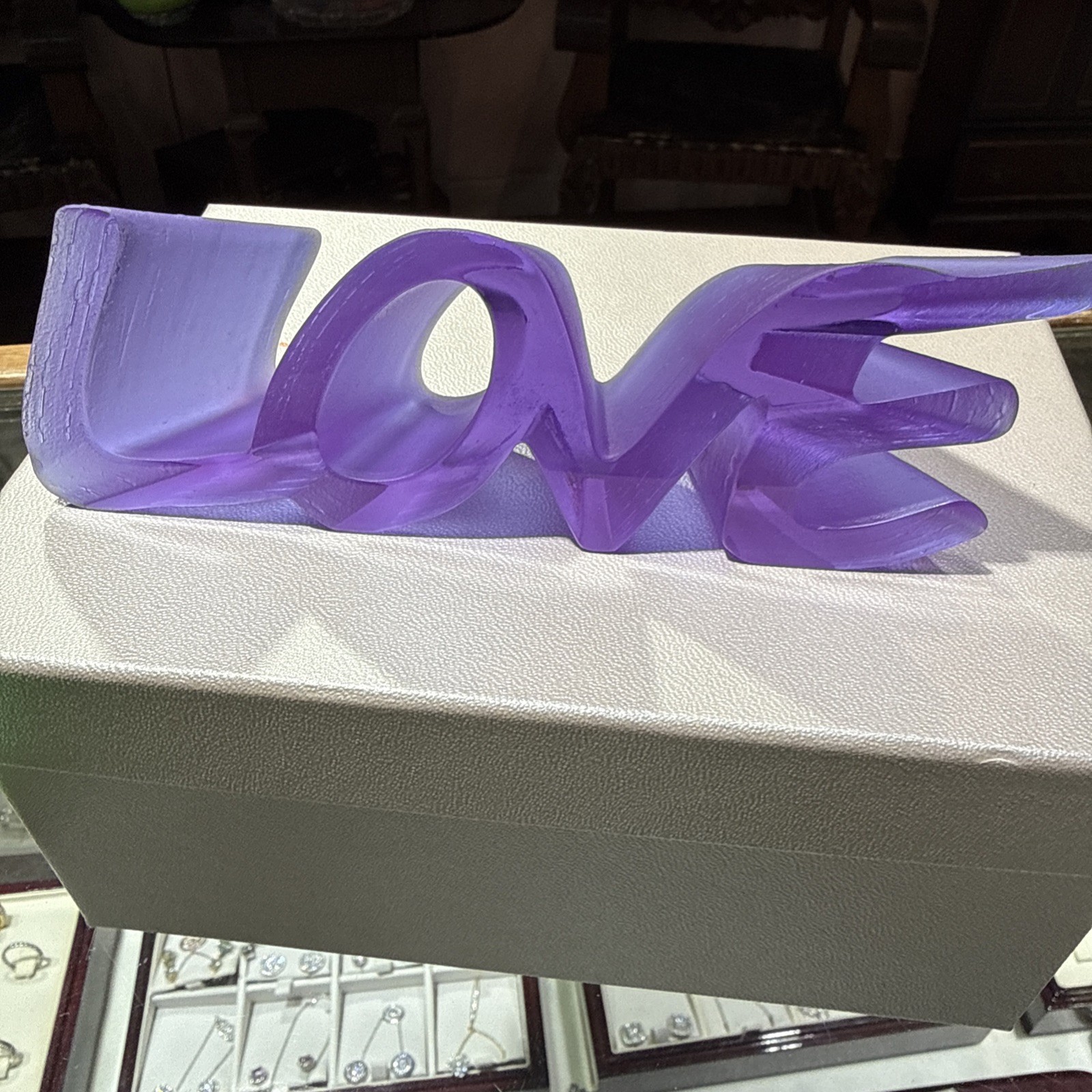 DAUM CRYSTAL TRUE LOVE ULTRAVIOLET FIGURINE Valentines Gift