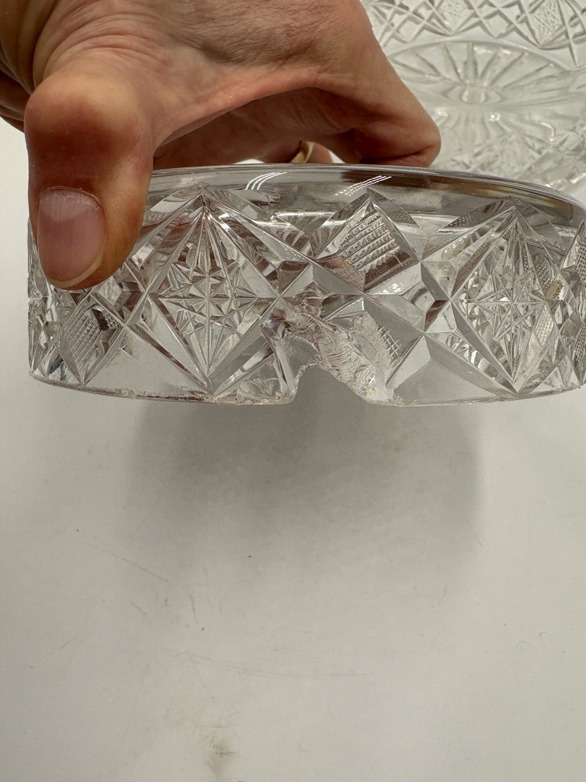 Clear Cut Glass Round Lidded Decorative Trinket Box Geometric Pattern 3 1/4 inch