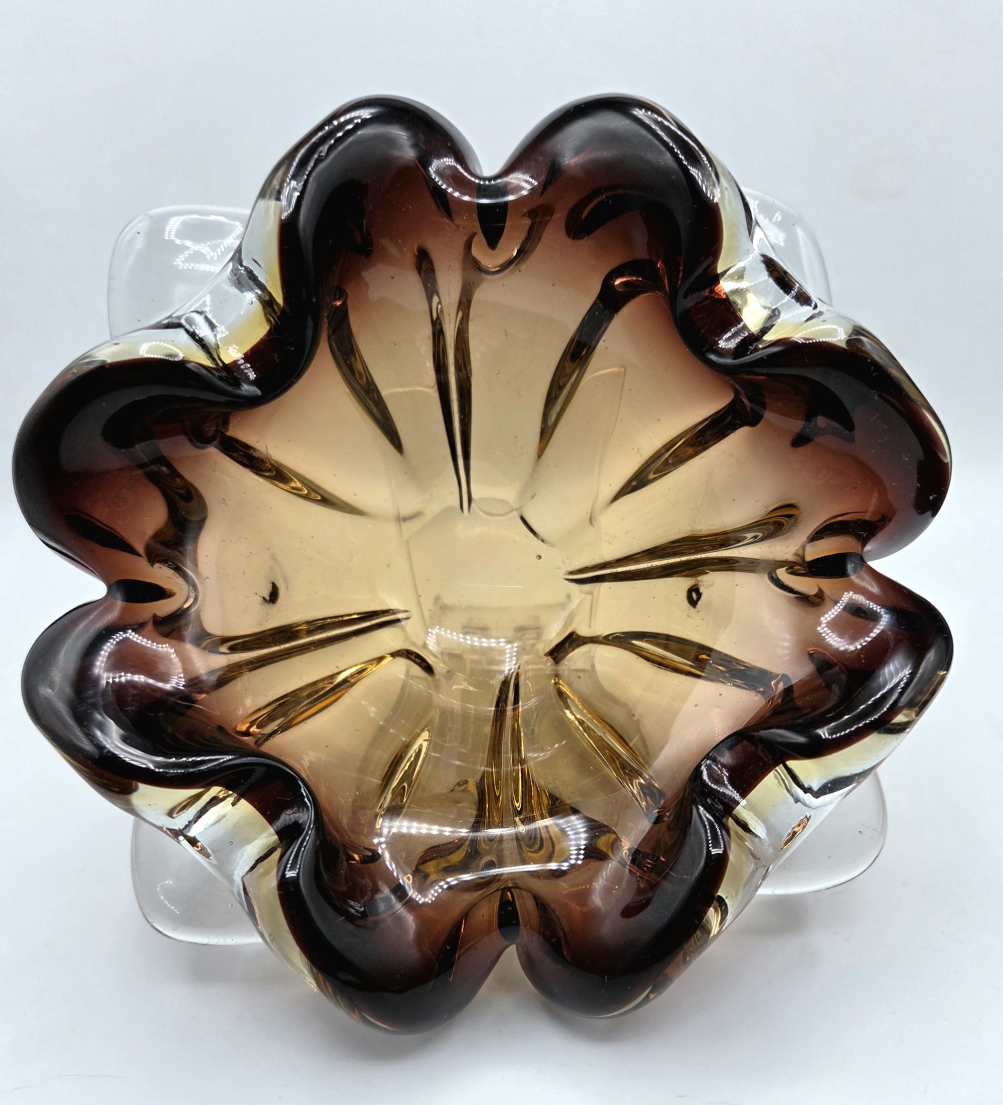 Vintage Murano 6″ Glass Cigarette/Cigar Ashtray/Bowl Brown Ruffled Hand Blown