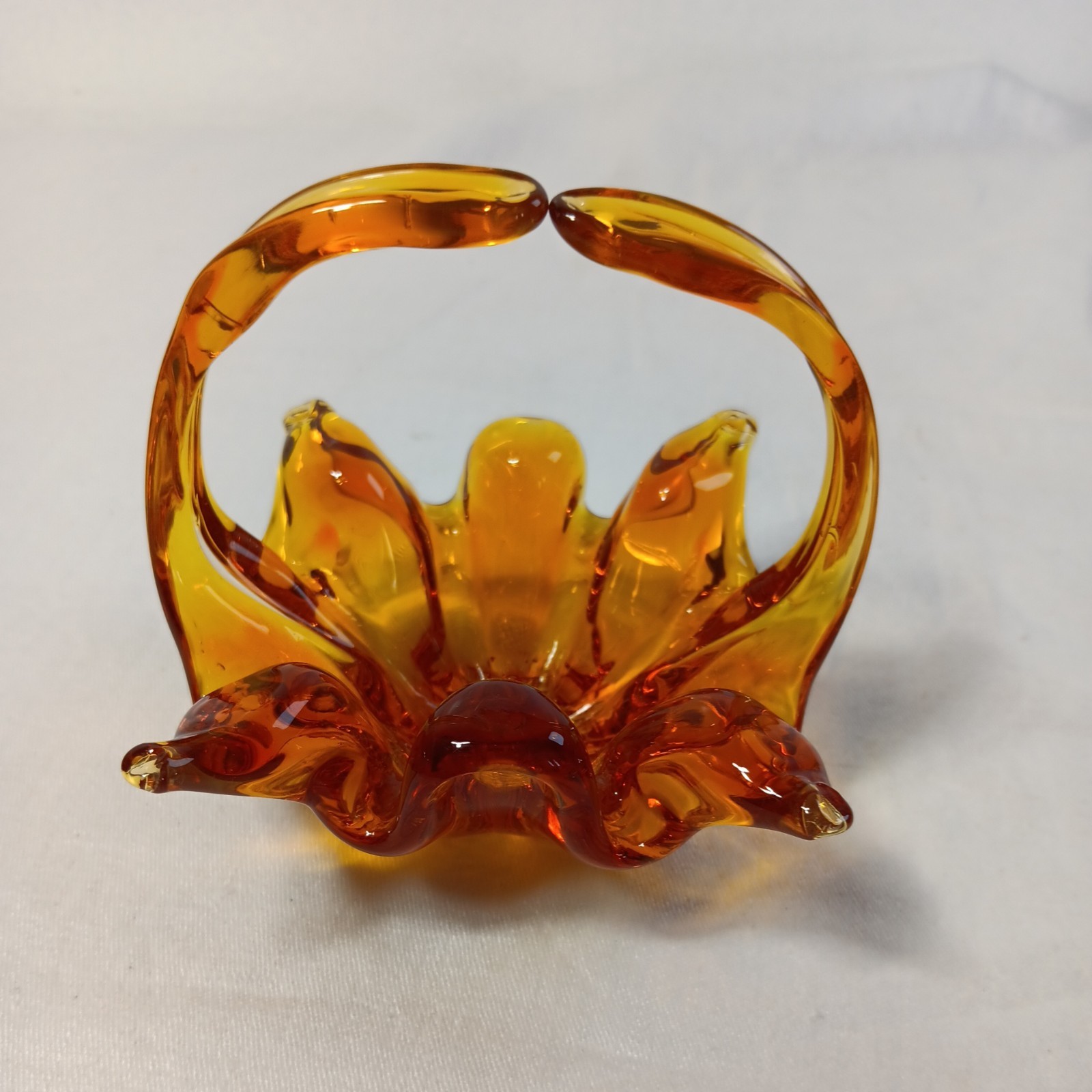 Beautiful Amber Chalet Art Glass Trinket Basket 3.5″H Cadmium Glow
