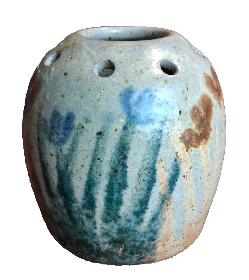 Little mountain pottery with 8 holes Around Top 41/4 inches Tall vintage