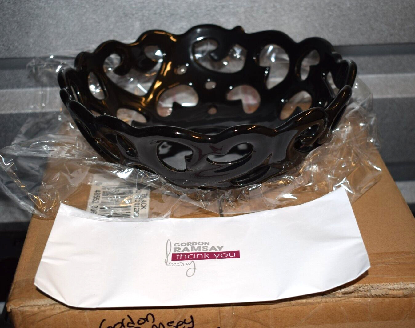 Gordon Ramsay High Fired Porcelain Black Centerpiece Bread/Fruit Bowl S-B