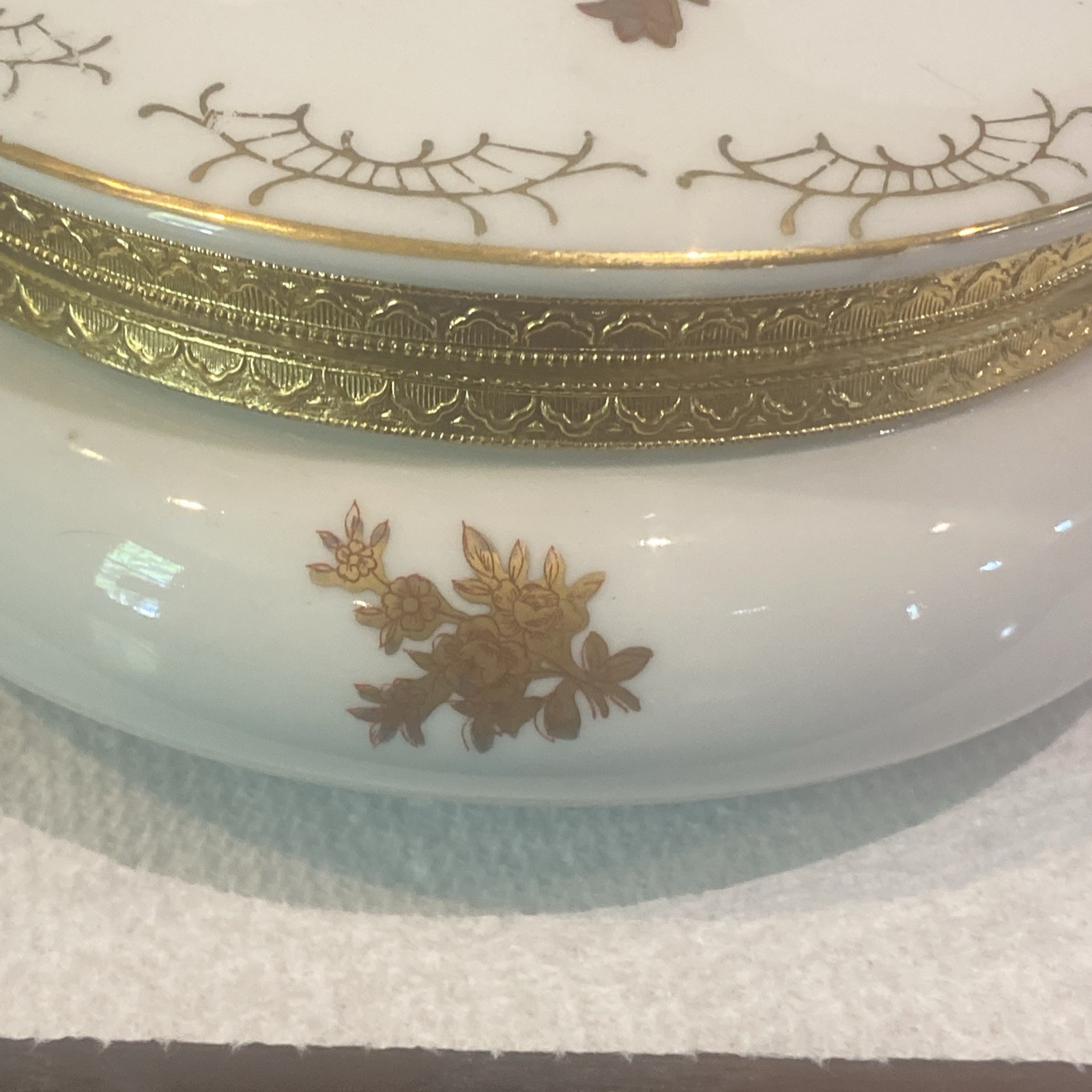 Andrea by Sadek Porcelain Silent Butler: Hinged Crumb Catcher Roses & Gold