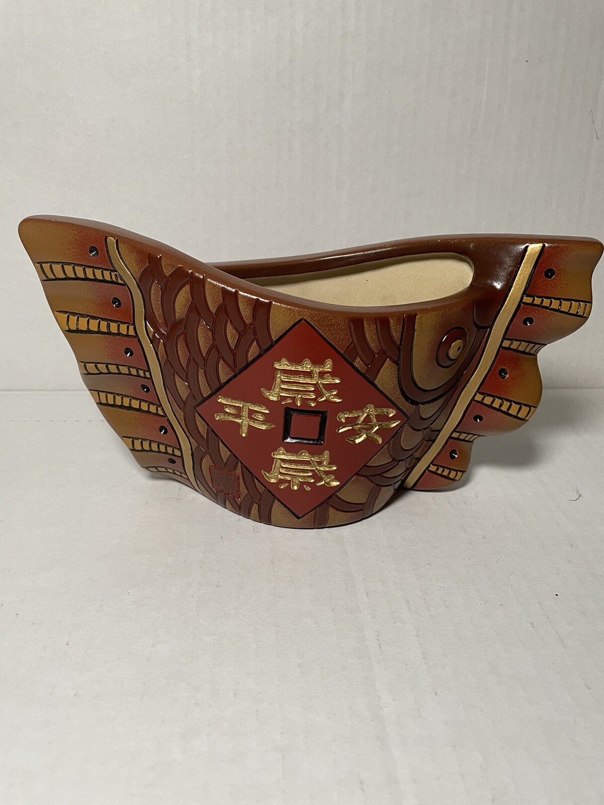 Unique Vintage Da Jing Tao Yi Pottery Decor Colorful Fish Vase