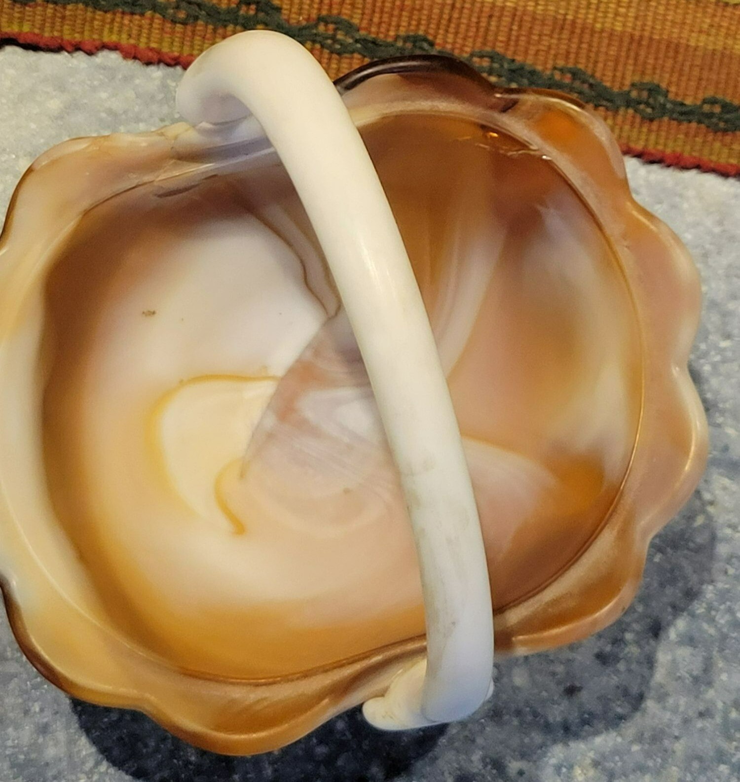 Vtg Imperial Caramel Swirled Slag Glass Basket Scalloped Rim Textured Design