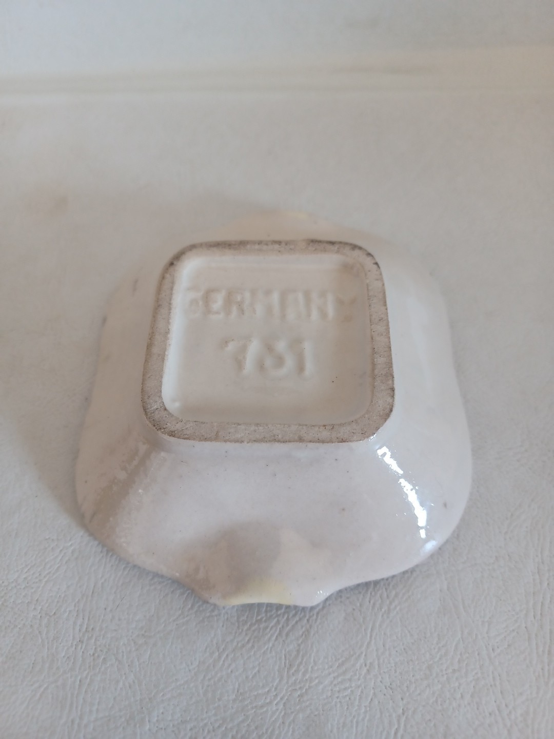 Vtg 1960’s German Made #731 Putty Green, Violet an Gold Cigar Cigarette Ashtray.