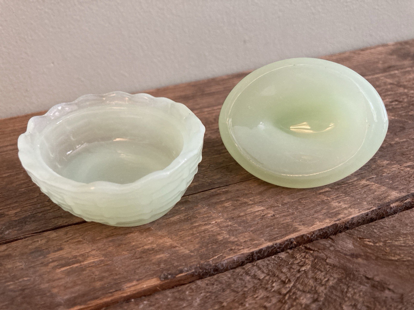 Jadeite Rabbit Bunny On Nest 2.5” & Translucent Milk Glass Hen On Nest 4.5”