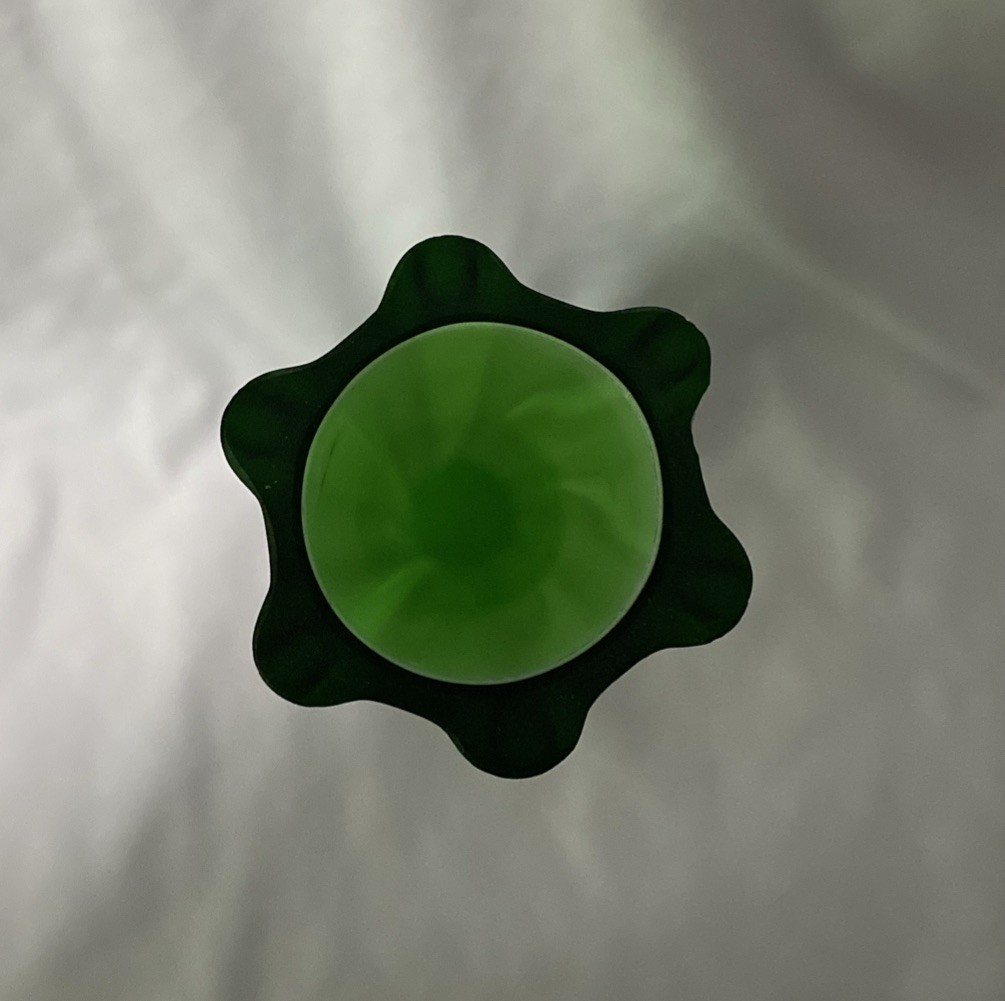 MCM Vase “Elephant Foot” 15.75” Irish Green 6 Side Stretch Art Glass -never used