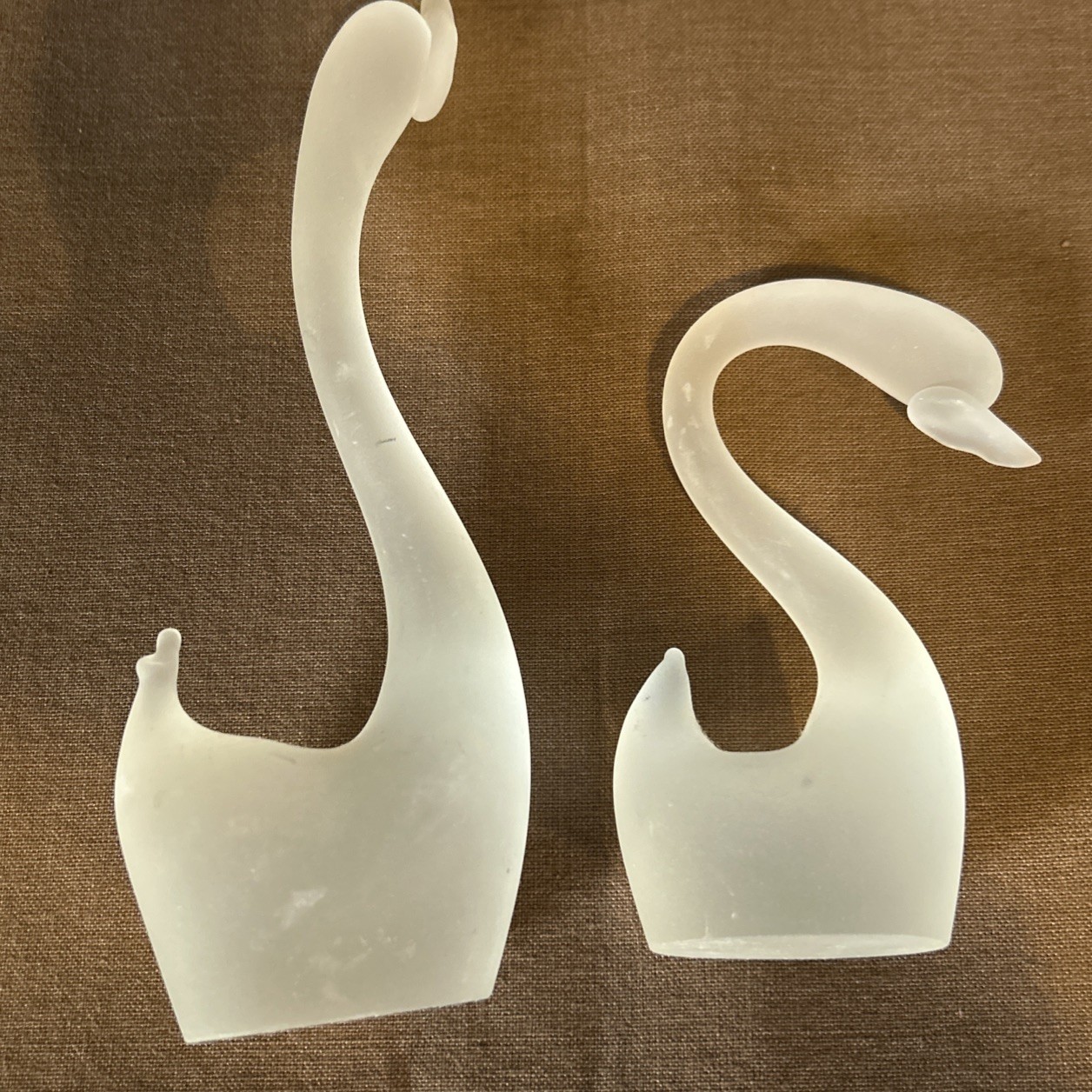 Two Frosted Glass Swans Decorative MCM 8 Inches And 5 Inches