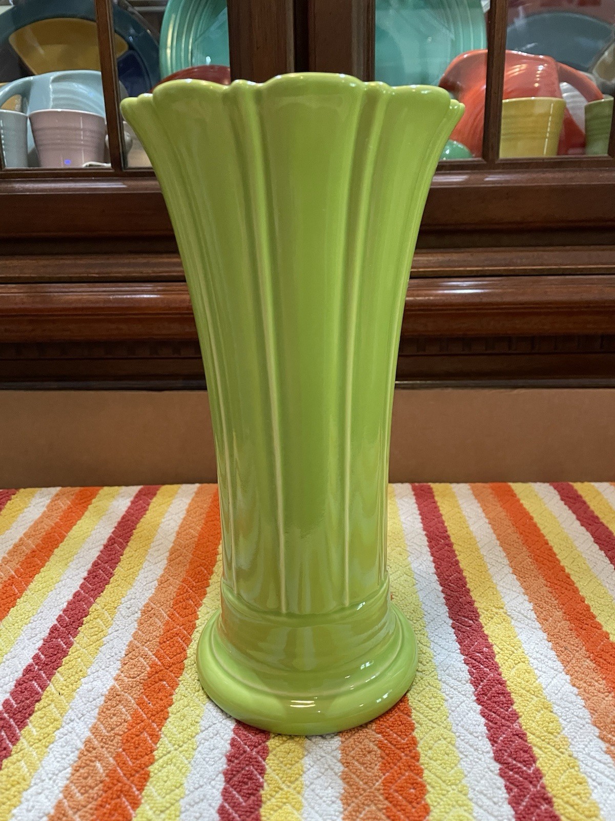 Fiesta Medium Vase Chartreuse First Quality Not Seconds 9 5/8 Excellent