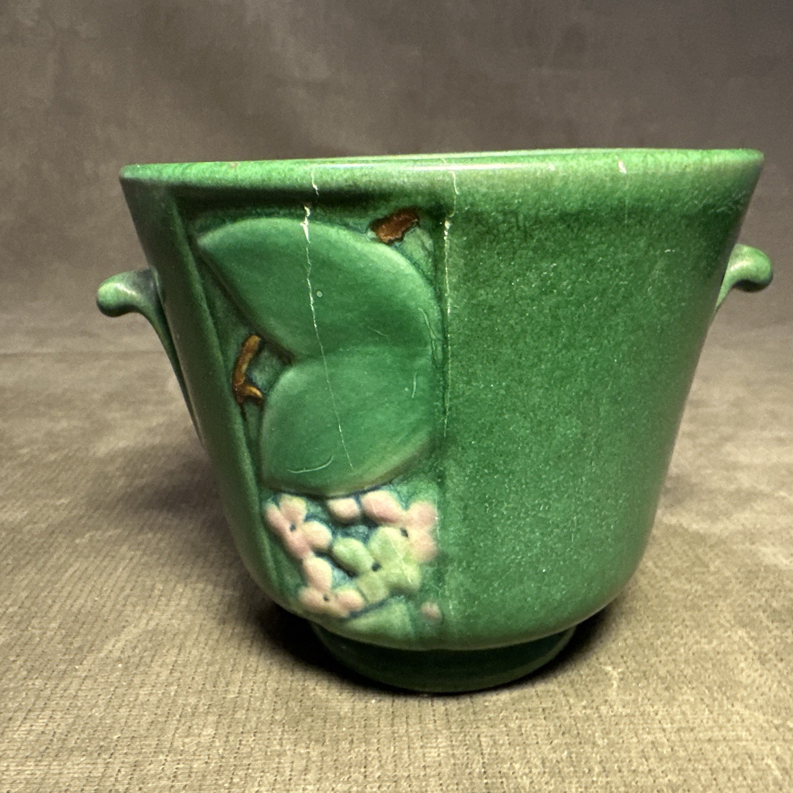 ART DECO WELLER GREEN VELVA ART POTTERY VASE 4″ 1928-1933 See Details
