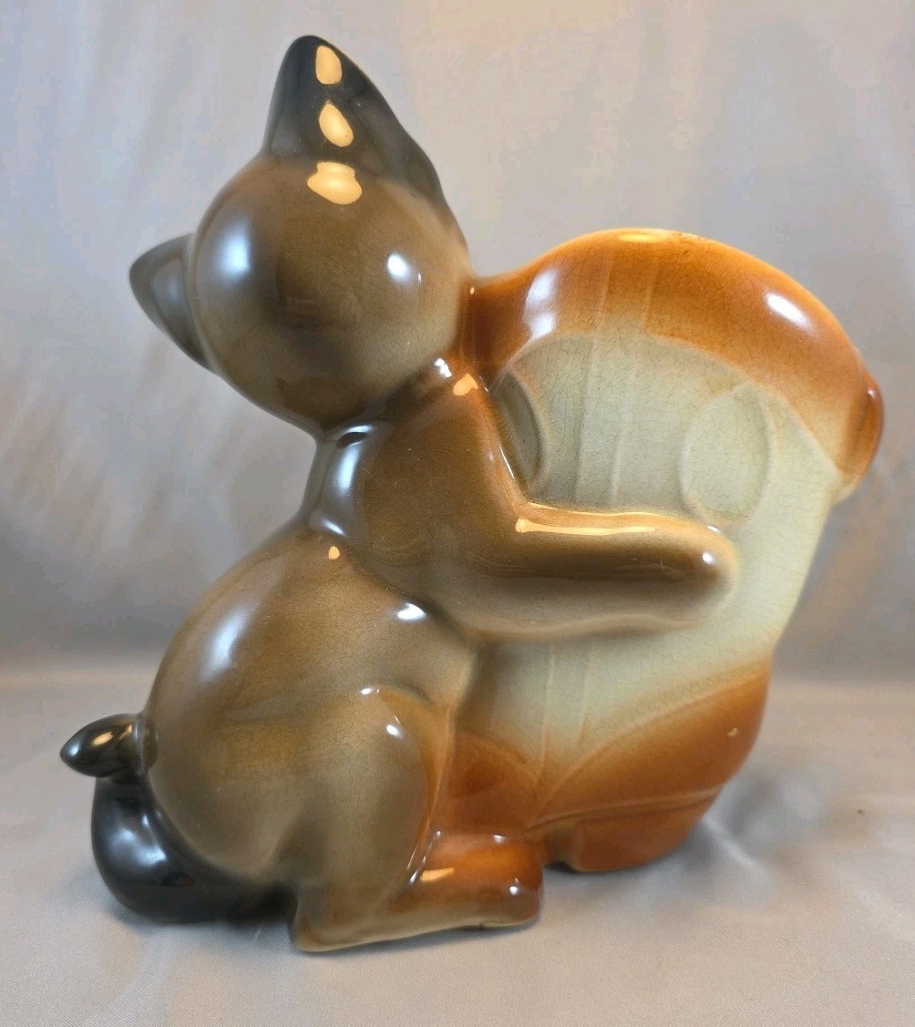 Royal Copley – Playful Kitten & Boot Planter – Vintage – 7.5″
