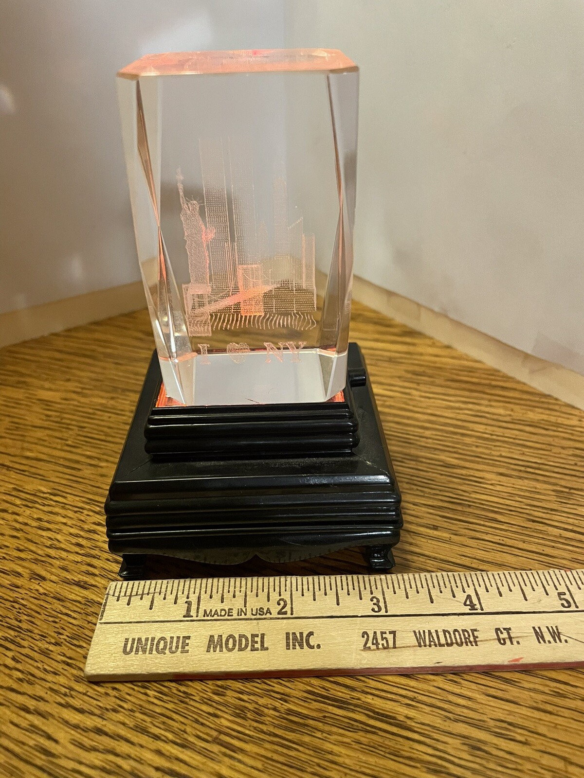 World Trade Center 9 11 WTC Twin Towers New York Paper Weight Vtg Lighted Stand
