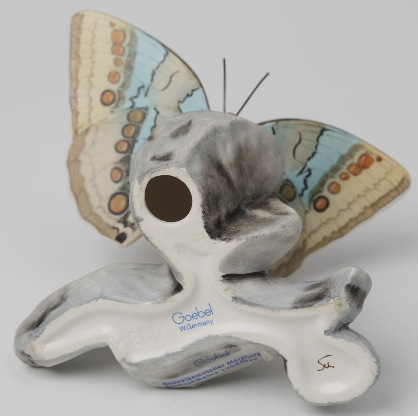 Vintage 1980s Goebel Southeast Asian Morpho Moth Figurine TMK-6 803 – RARE