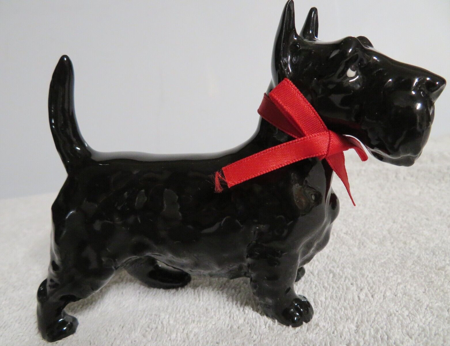 Vintage Ceramic Pair of Scottie Dog Figurines, 1992, United Kingdom