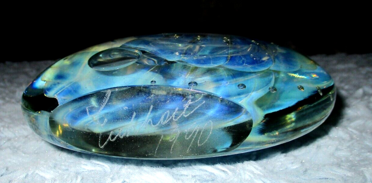 Eickholt Signed 1990 Seascape Opalescent Blue Stand-up Disc Paperweight EUC