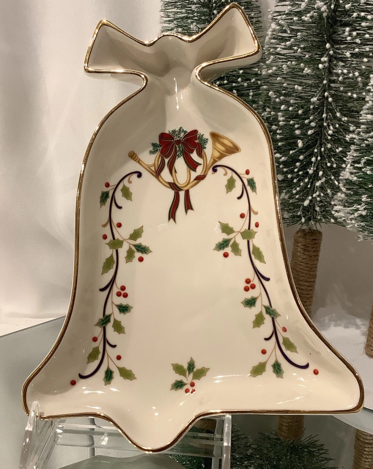Mikasa Holiday Elegance Christmas Bell Dish Plate Candy Bowl FK001 Holiday Decor
