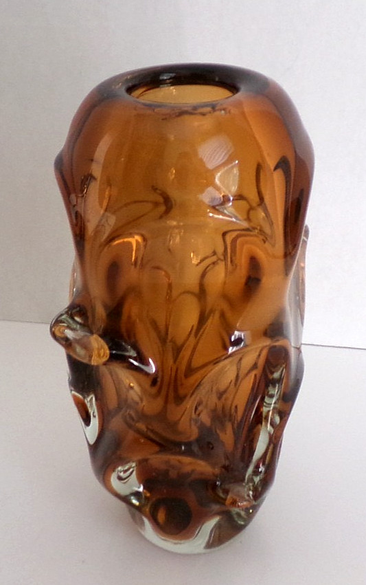 Attributed Jan Beránek Skrdlovice Czech Art Glass Vase Amber Brown MCM Heavy 8”