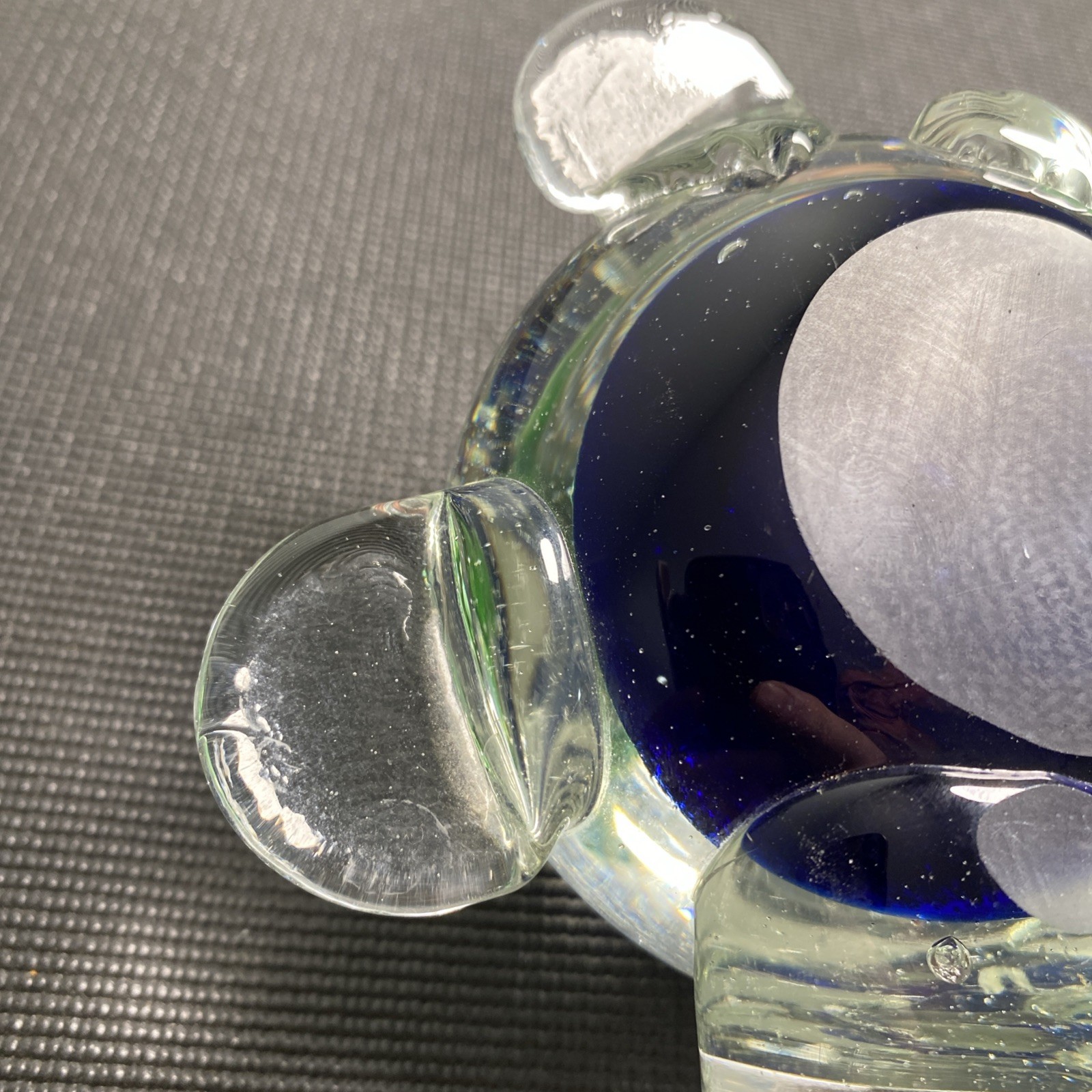Vintage Art Glass Sea Turtle Paperweight Figurine Controlled Bubble Ocean Scene
