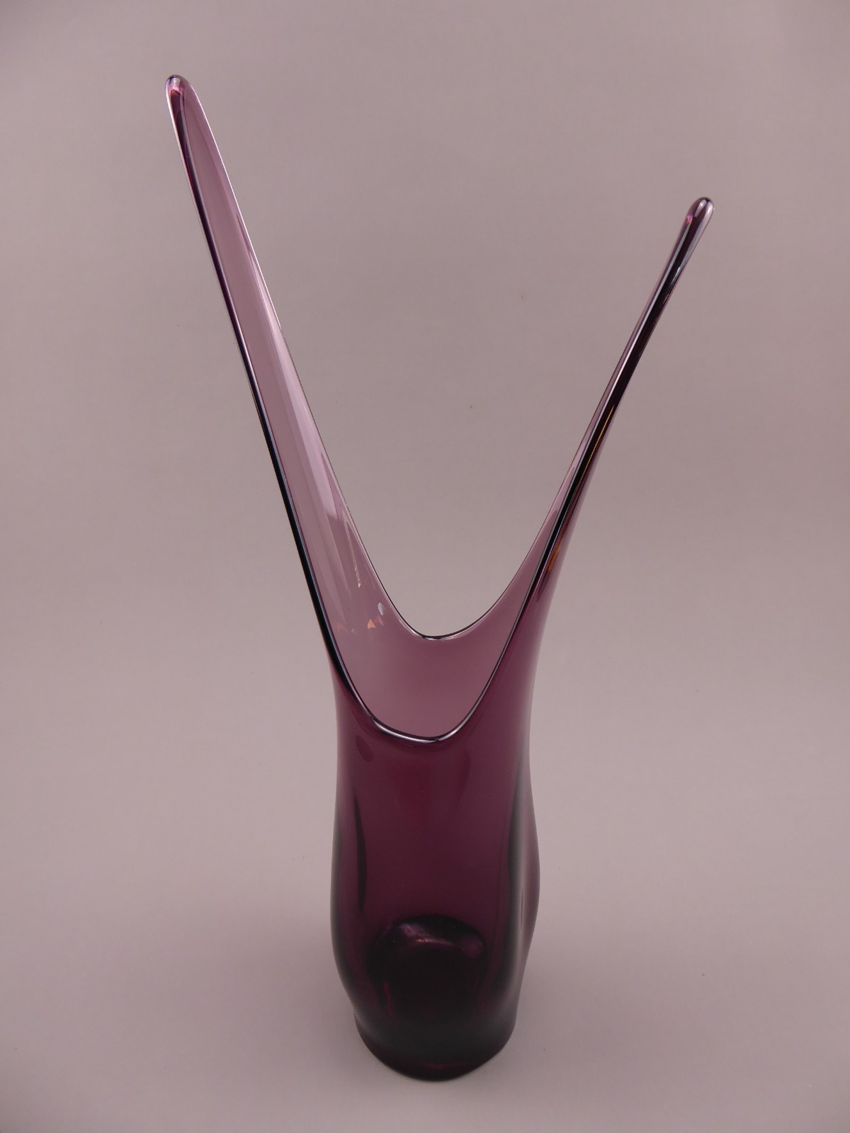 Viking Art Glass Amethyst Purple Split Swung Stretch Vase 14.5 inches