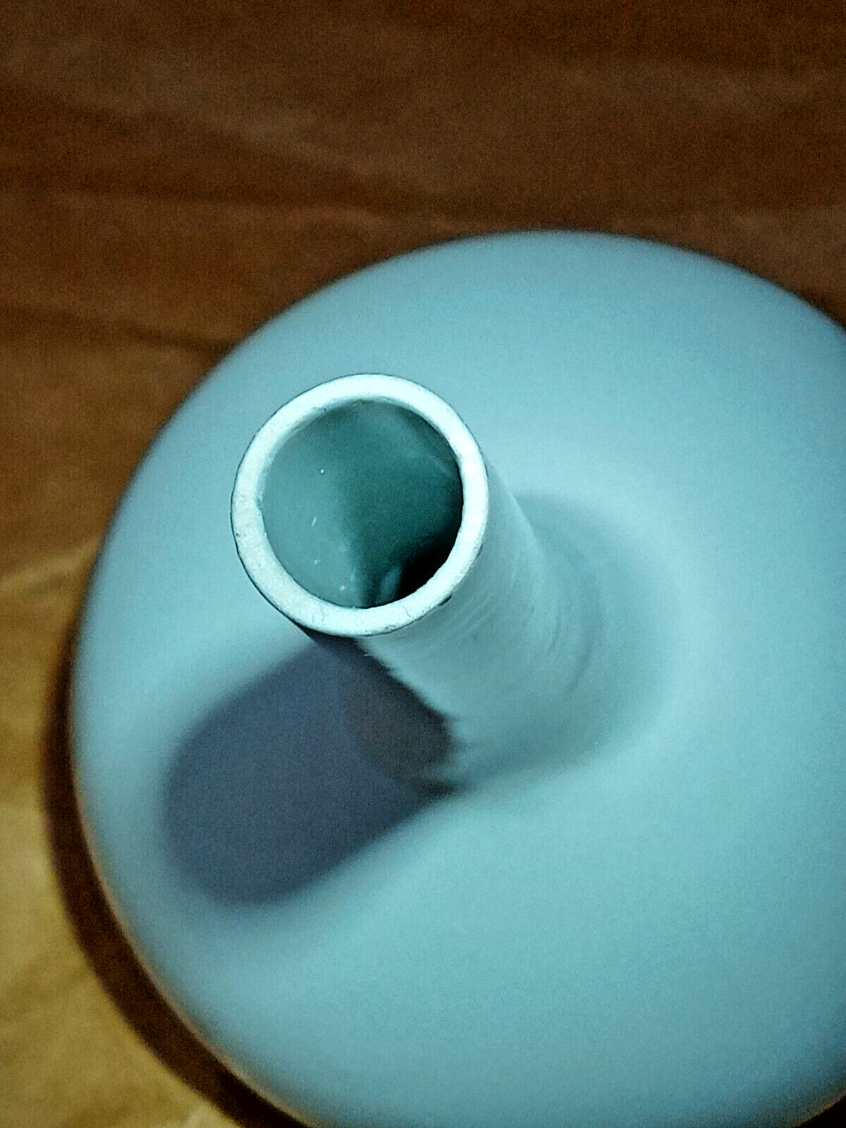 Arabia Finland White 6 1/4″ Ceramic Vase onion or bulb shape mcm vintage euc