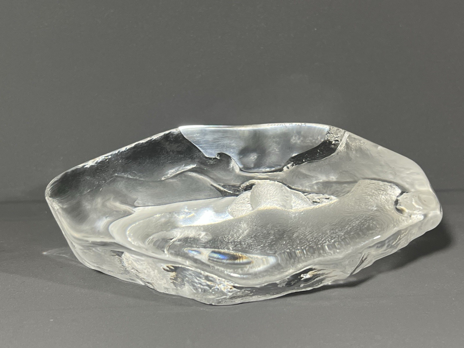 Mats Jonasson Art Glass Crystal Polar Bear Paperweight Sculpture 3550
