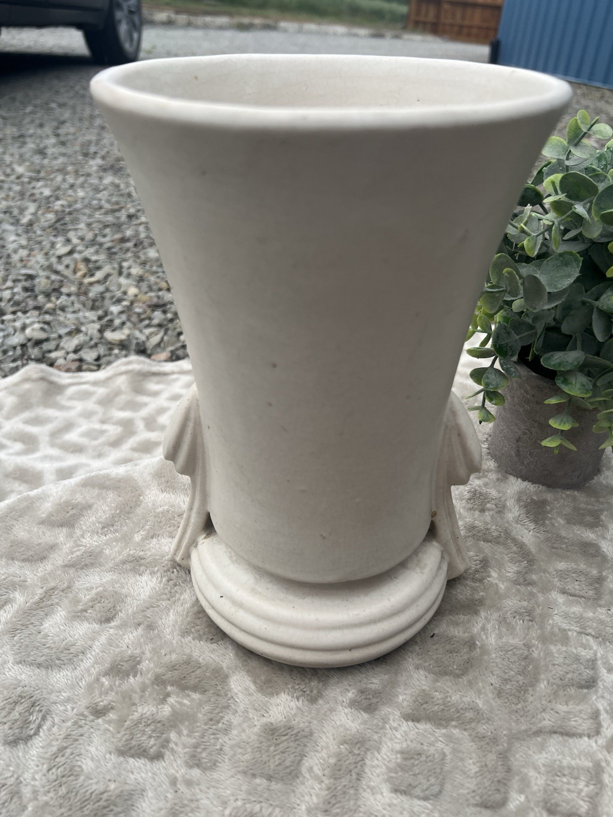 White Ceramic Crackle Finish Footed Pedestal Planter Pot Round