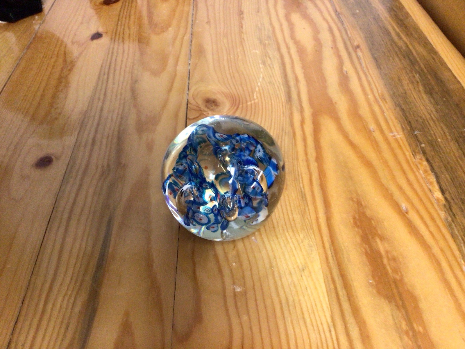 Beautiful Estate Vintage Hand Blown Clear Glass Paperweight