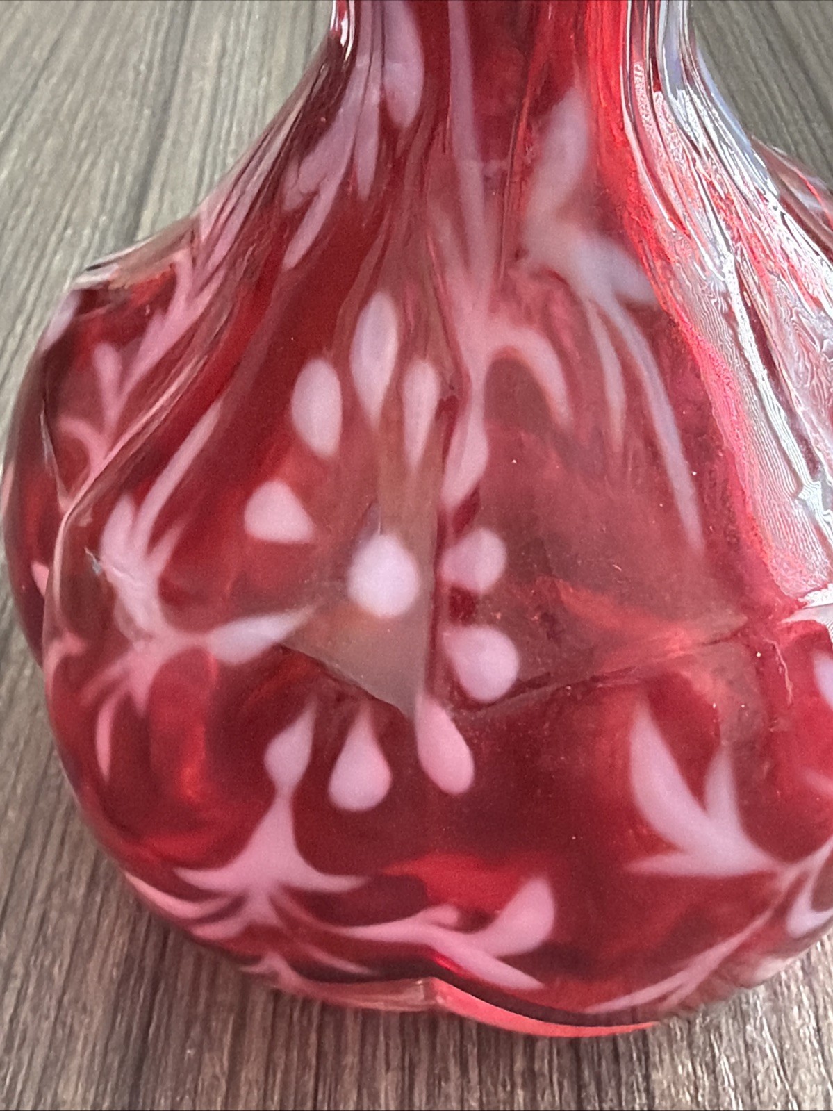 Rare Vintage Fenton Daisy & Fern Cranberry Opalescent Barber Bottle 7″H