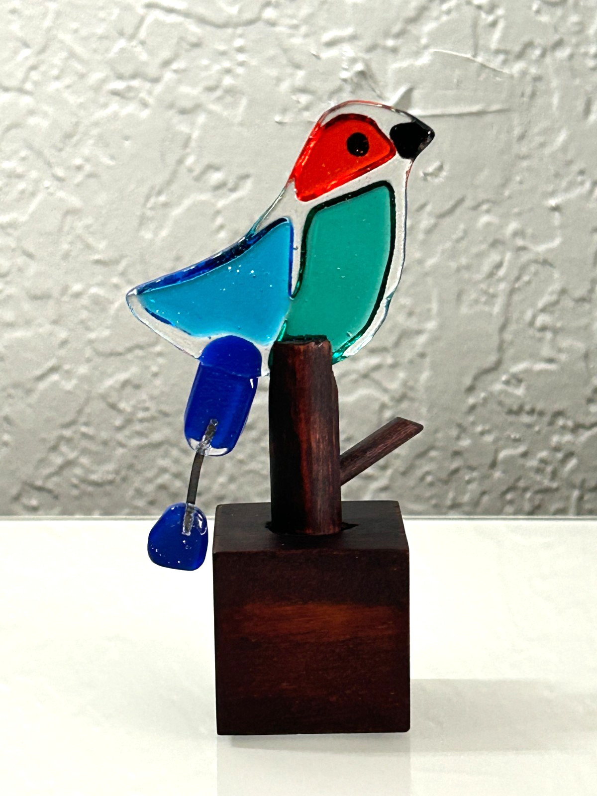 Handmade Colorful Folk Art Glass Bird Sculpture El Salvador Native Bird Specie.