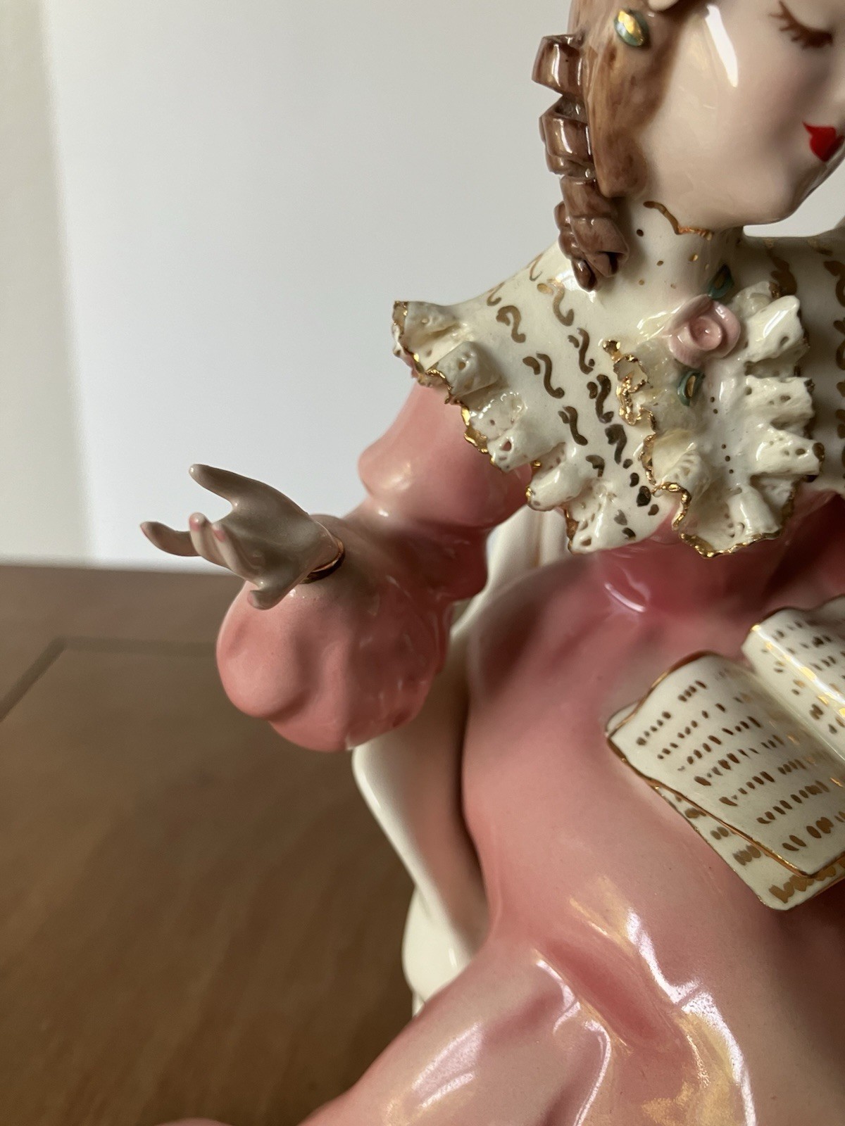 Vintage Florence Pottery Story Book Hour Figurine California No Damage Retro