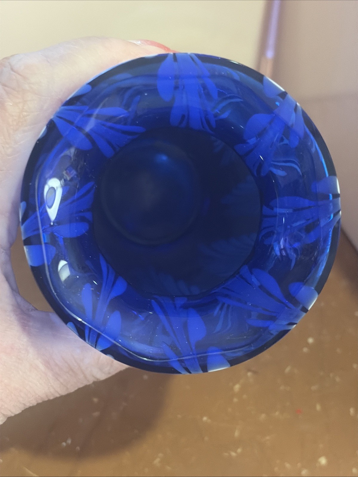 Vintage Silvestri Blue Iridescent Pulled Feather Art Glass Vase 7.25” H