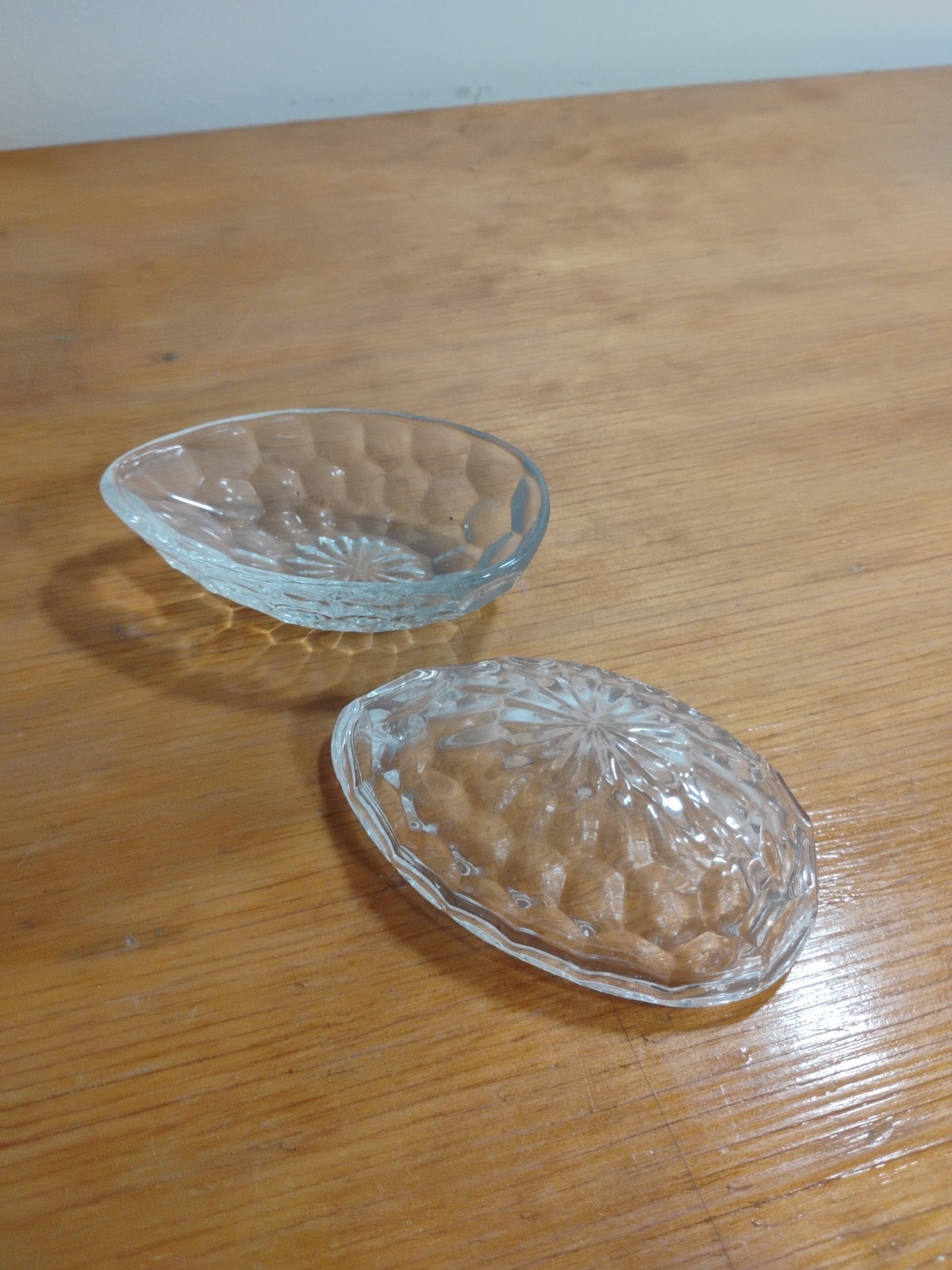 Vintage LEAD CRYSTAL GLASS EGG SHAPED LIDDED TRINKET DISH – Double Sided Box