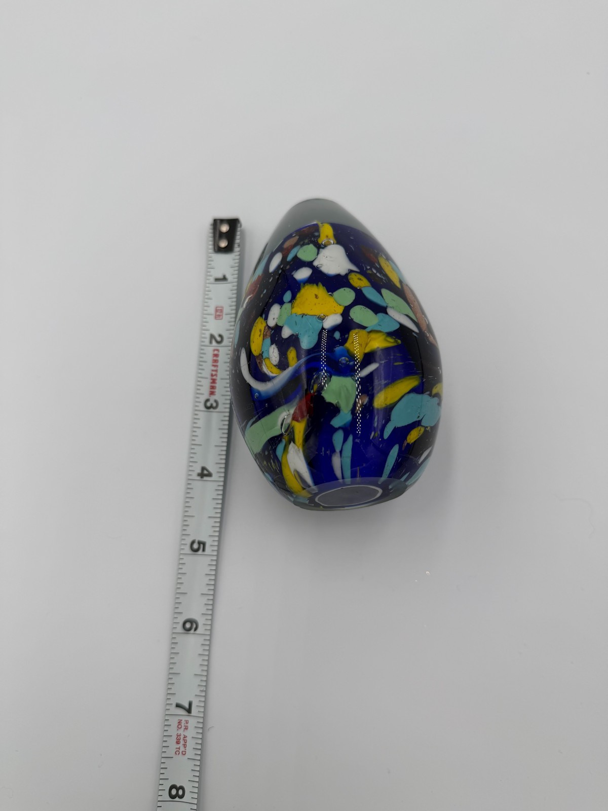 Hand Blown Studio Art Glass Paperweight Blue Confetti Egg Sculpture 4″ Unmarked