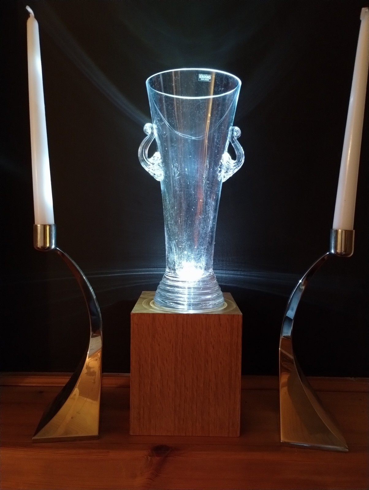 Krosno Trophy Crystal Vase Vintage 11.5 inches tall excellent condition sticker