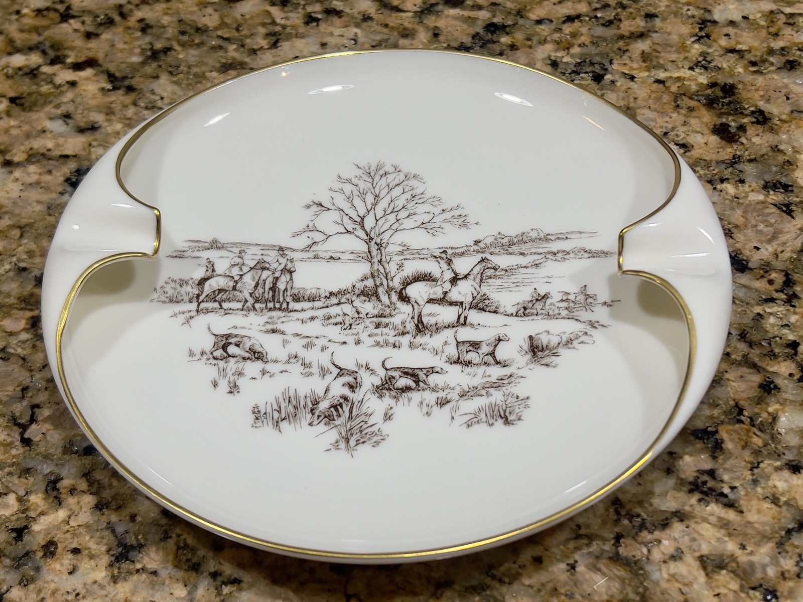 Vintage Ashtray Lenox USA Porcelain Brown Ivory 24K Gold Trim Fox Hunt Scene 8″