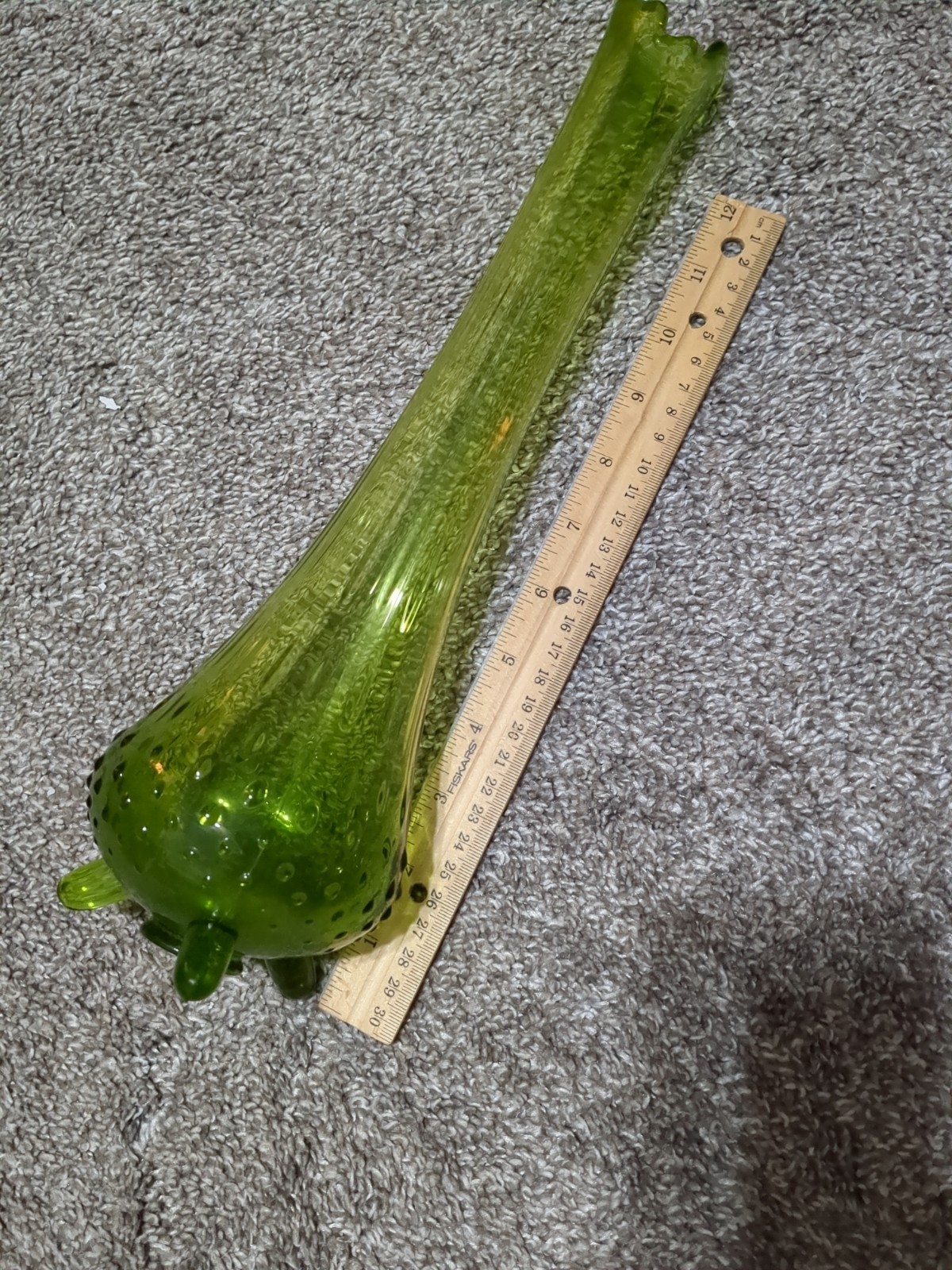 Vintage LE Smith Swung Vase Avocado Green With Toe & Hobnail Base MCM 14″