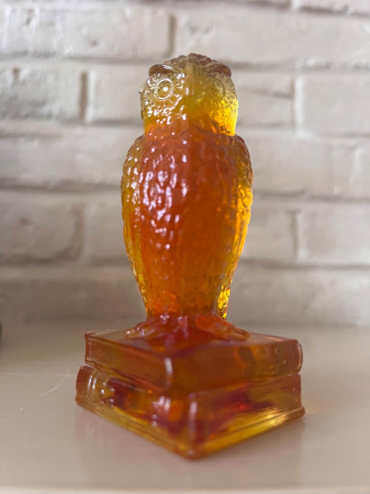 VTG 1970s Amber UV “Wise Ole Owl” on Books Figurine by Degenhart 3.50″Tall