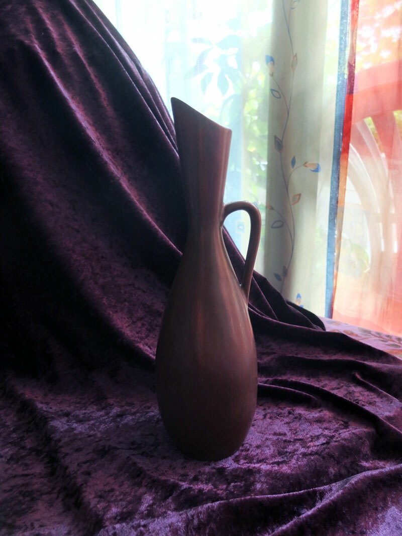 huge vase from Carl Harry Stalhane – 33 cm h – dark brown, very good condition