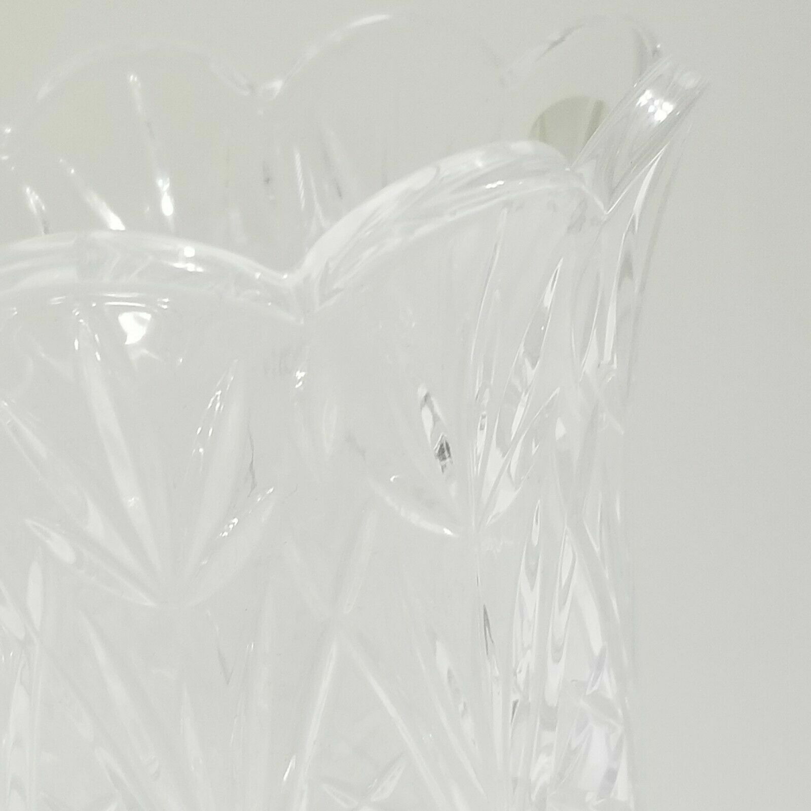 Vase 24% Lead Crystal 7″ Clear Scalloped Top Beautiful Detailed Made in USA -M