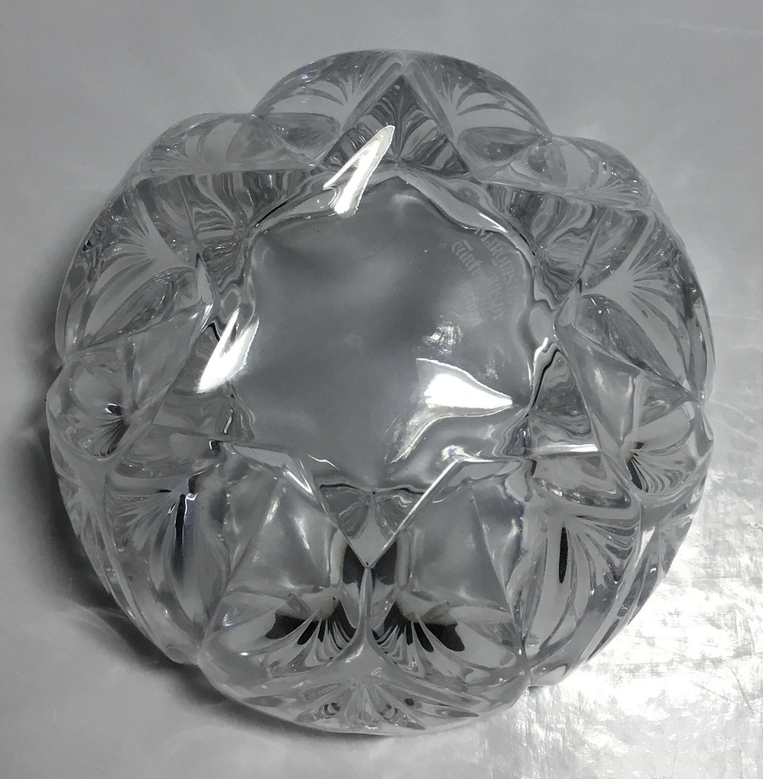 Waterford Crystal Marquis Sweet Memories Valentines Hearts Covered Dish Bowl/Lid
