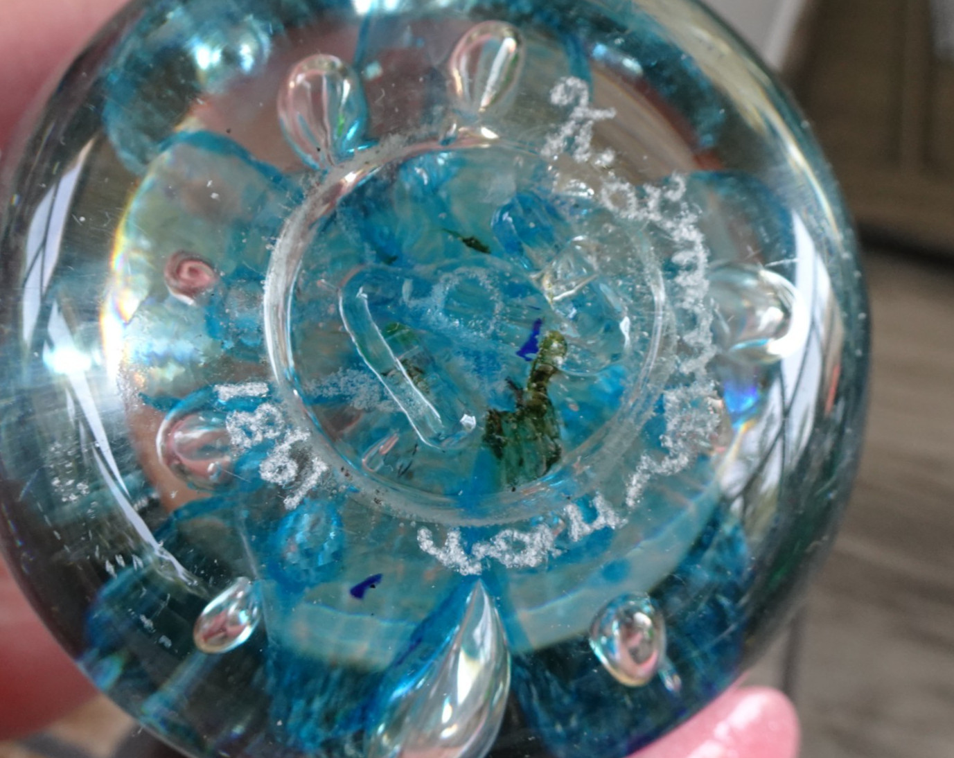 Signed 1981 Kerry Zimmerman Art Glass Blue Paperweight