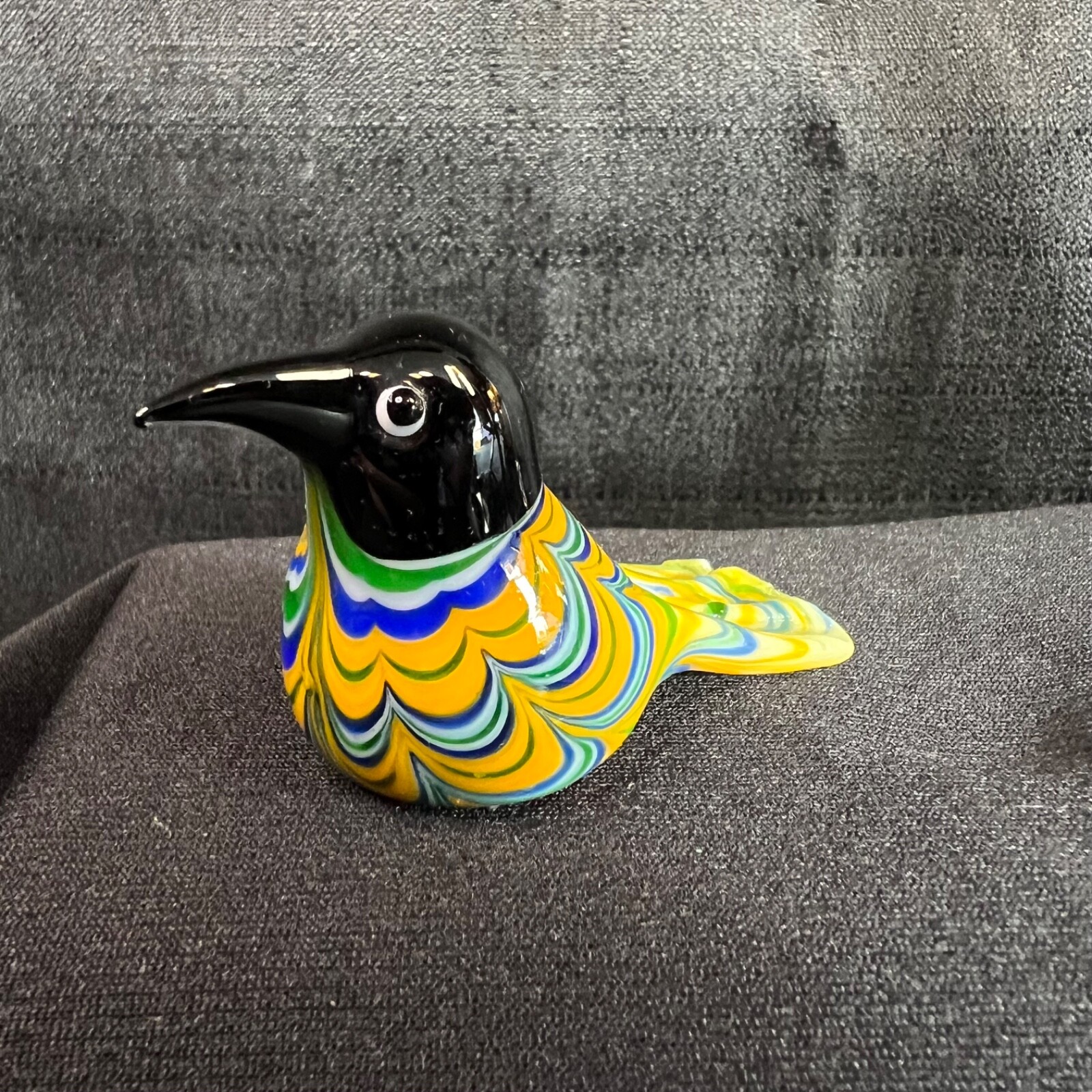Vintage Blown Glass Multicolor Swirl BIRD Figurine, 2 7/8″L x 1 1/2″T